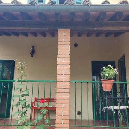Agriturismo Le Grondaie シエーナ エクステリア 写真